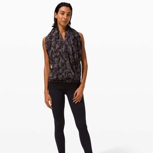 Lululemon Vinyasa Rulu Wrap Scarf O/S Black Gray Camo Cozy Convertible Yoga Gym
